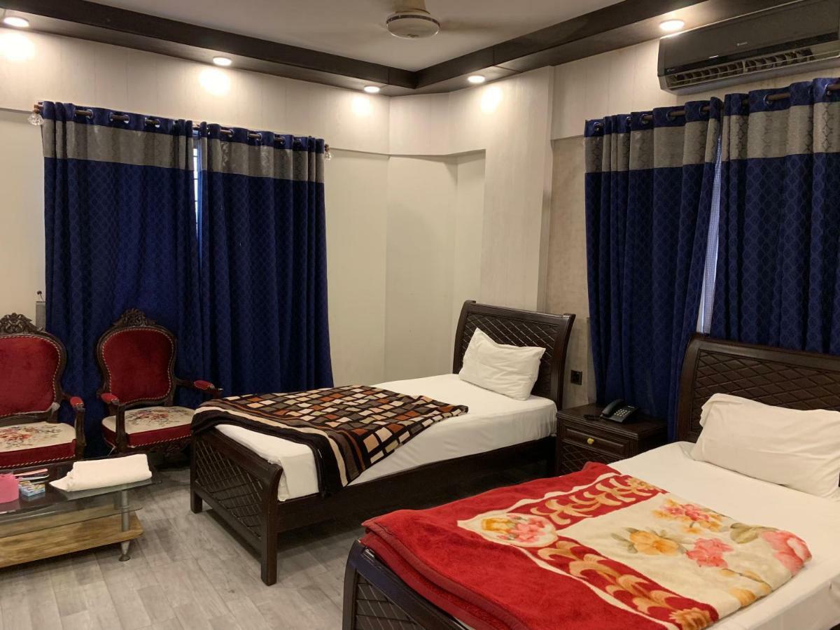 Embassy Lodge Karachi Extérieur photo